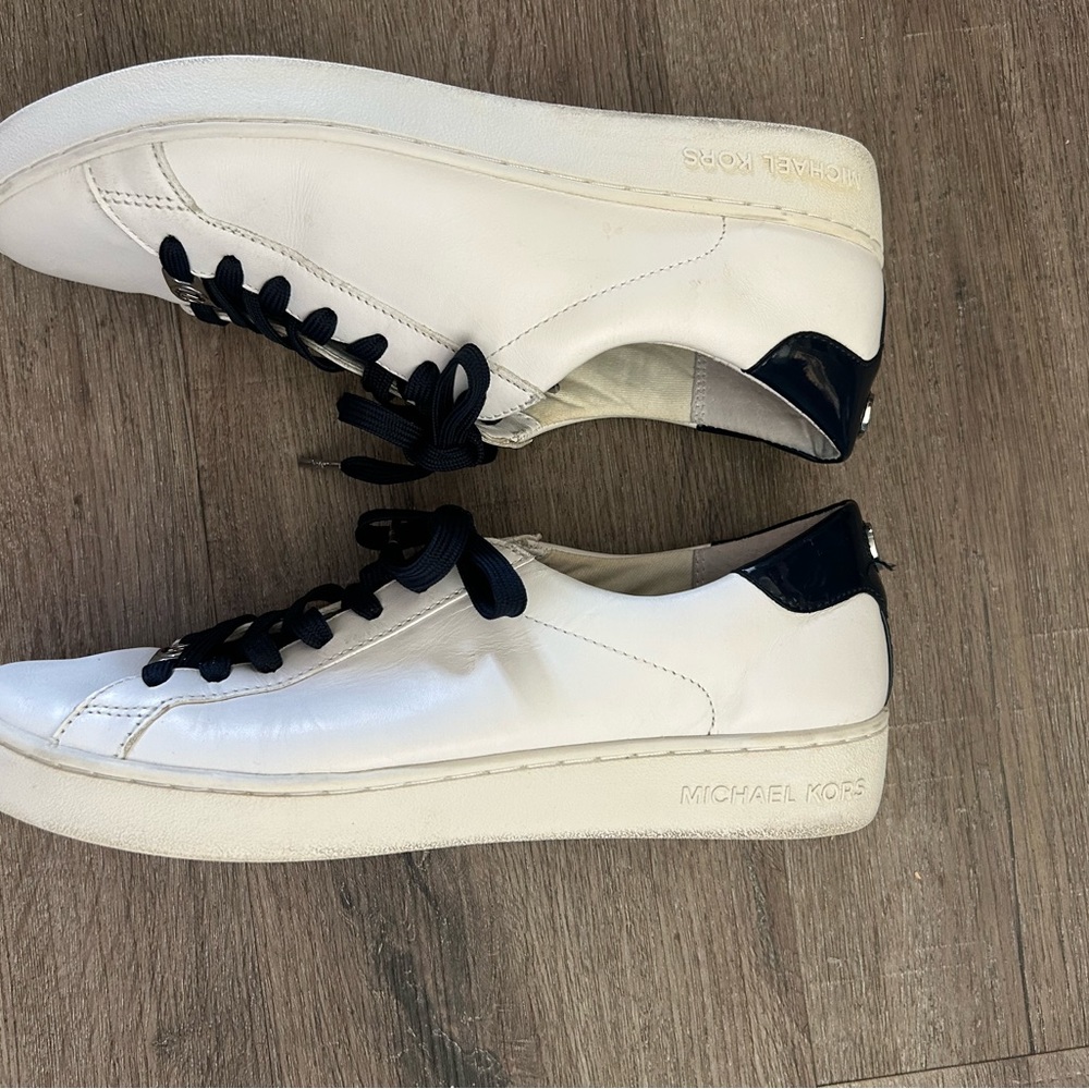 Michael Kors‎ Lace Up White Great Condition - Picture 12 of 12